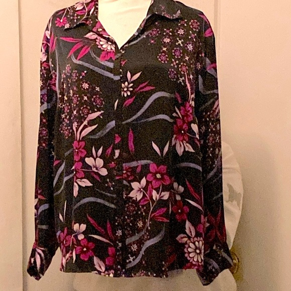 Blouse - Picture 2 of 4